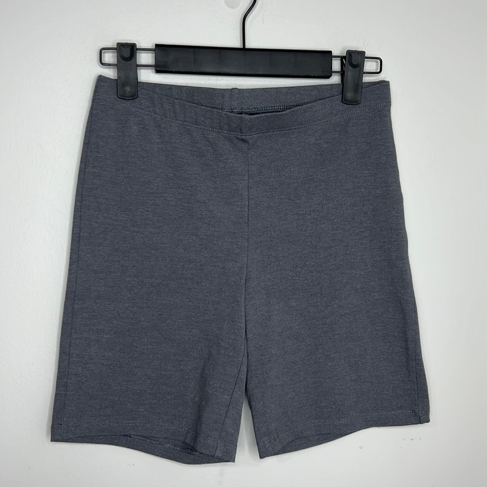 Hanes *like new* biker shorts/lounge short. Soft, stretch fabric. Gray - Small.
